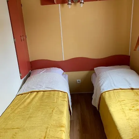 Campingplads De La Ferme Au Anesses, Mobil Happy Bressuire