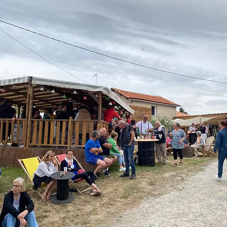 De La Ferme Au Anesses, Mobil Happy Campingplads *