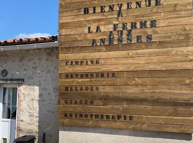 Campsite De La Ferme Au Anesses, Mobil Happy Bressuire