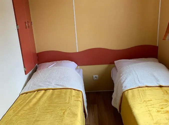 Campsite De La Ferme Au Anesses, Mobil Happy Bressuire